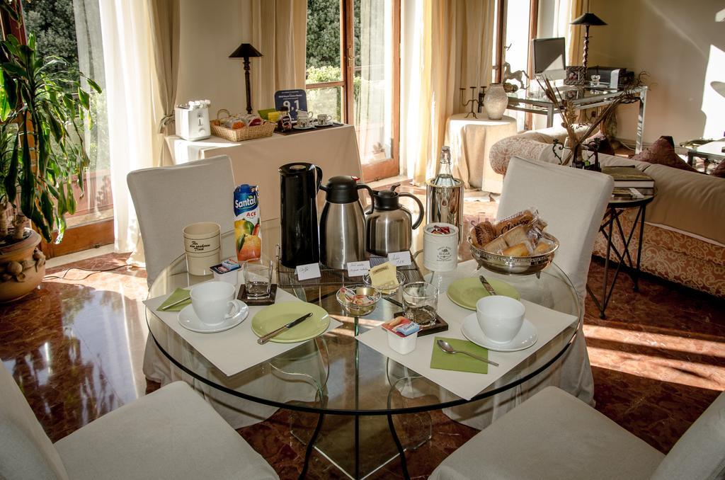 B&B Royal Palace Room 카세르타 외부 사진